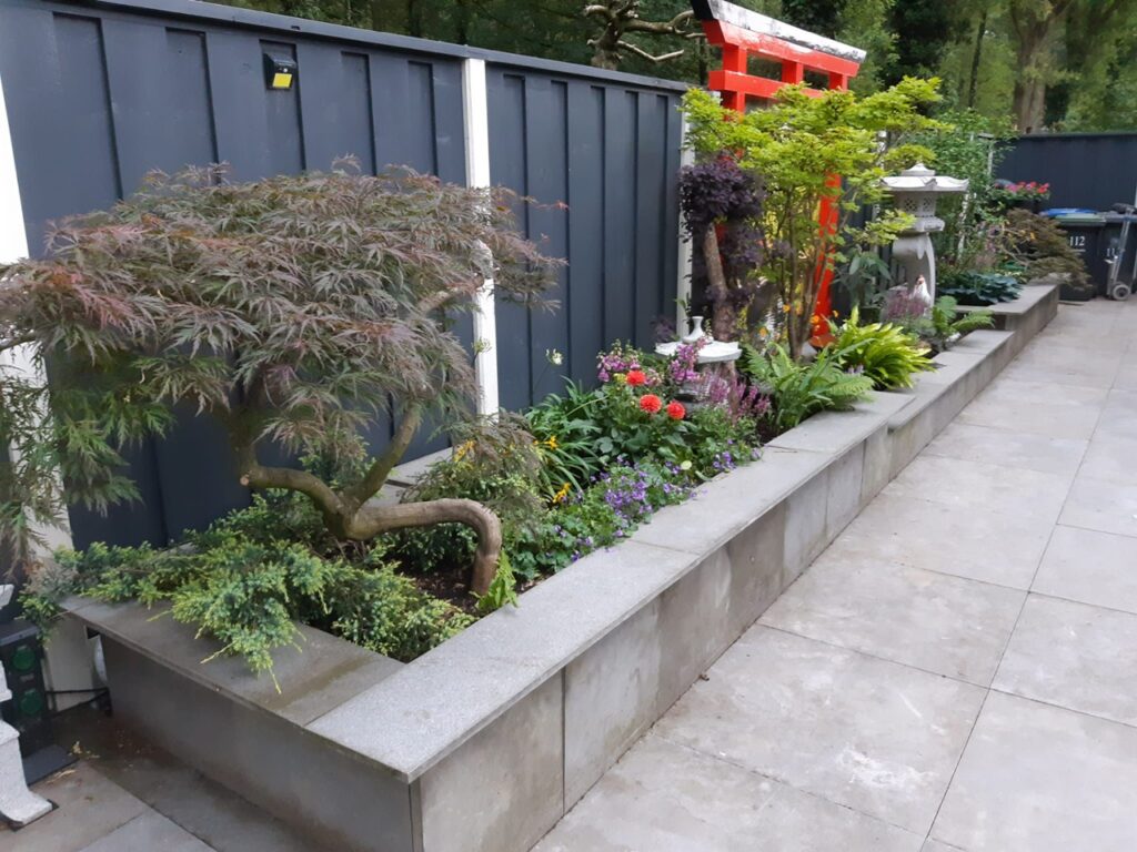 Keramische tuintegel, klinker, tegel, bestrating en tuinontwerp