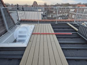 Dakterras houten vlonder aanleggen
